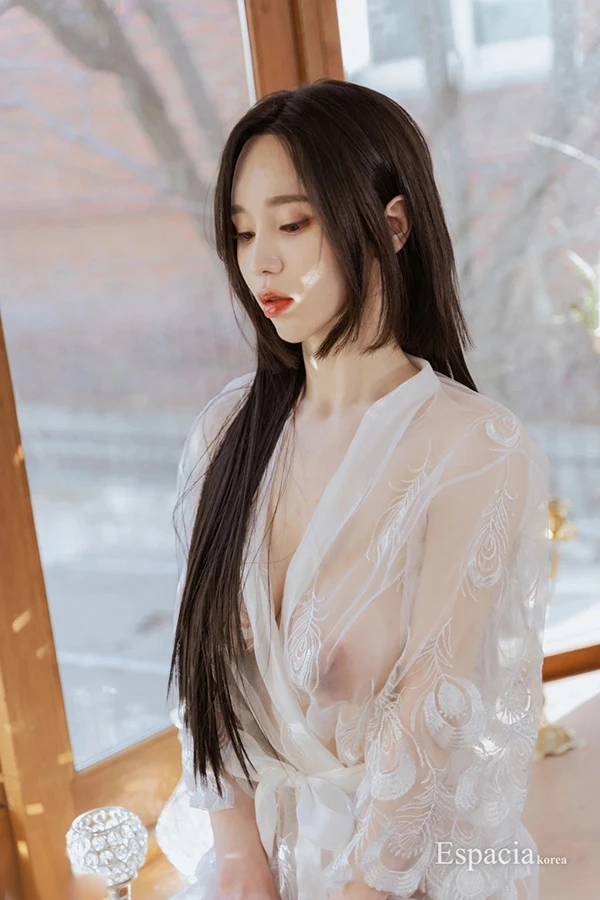 透视白衣美女yunha捆绑SM调教人体尺度图集